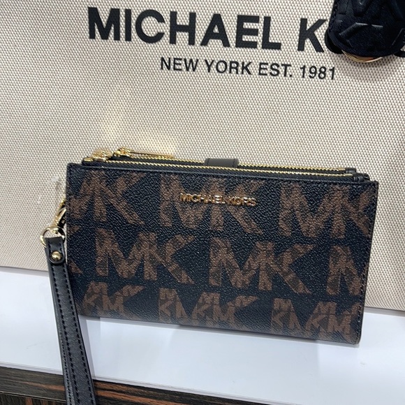 MICHAEL KORS LARGE DOUBLE ZIP WRISTLET WALLET BLACK MULTI - Picture 1 of 16